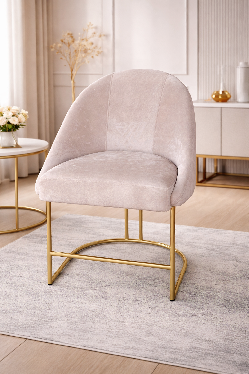 Poltrona LUA FENDI de Luxo revestimento em VELUDO