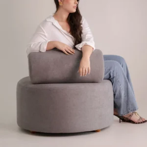 Poltrona Bouclé Decorativa Confortável Sala Recepção Riviera