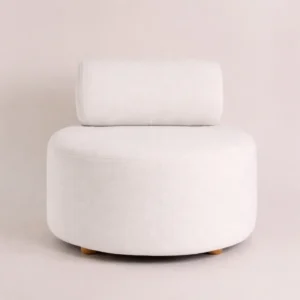 Poltrona RIVIERA OFF WHITE Bouclé Decorativa Confortável Sala Recepção