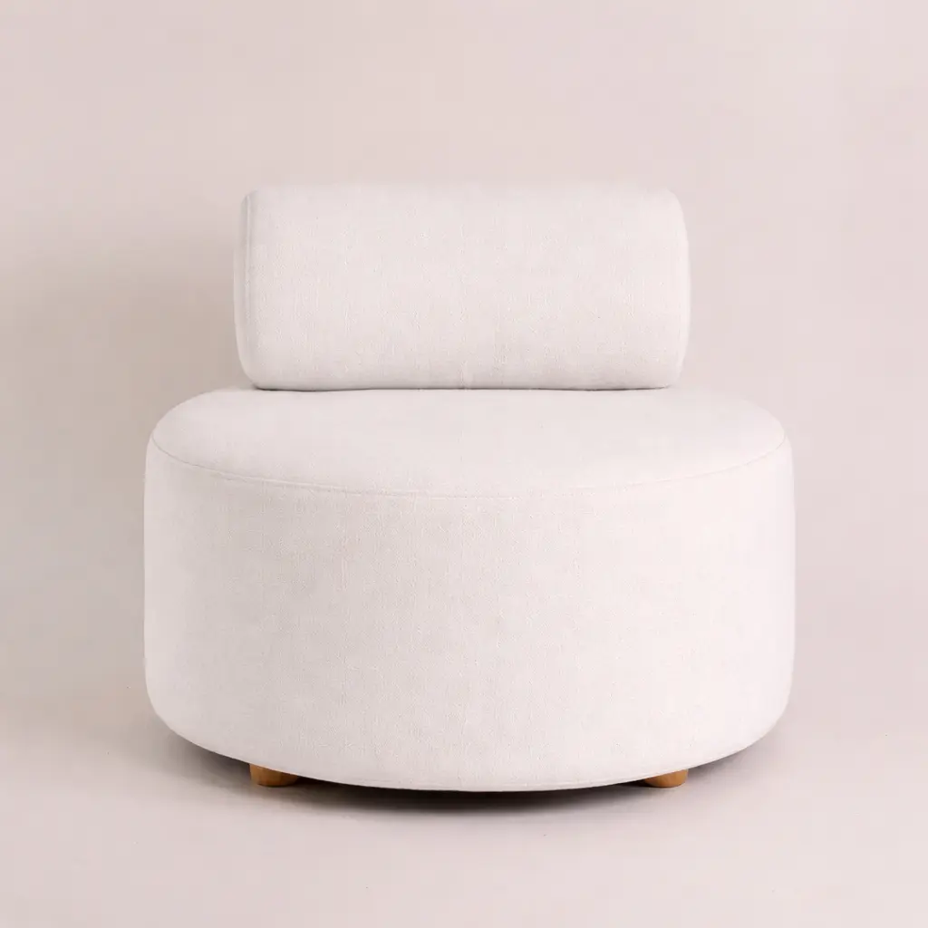Poltrona RIVIERA OFF WHITE Bouclé Decorativa Confortável Sala Recepção